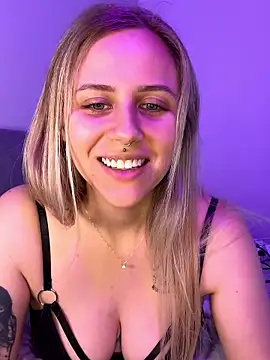 lunawolf21 Live Sex Cam-Show