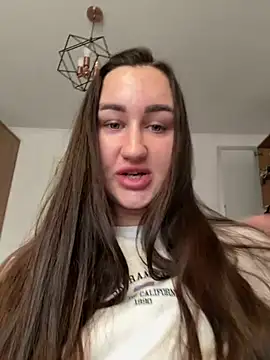 Pokazy przed seks kamerką na żywo – Fortune_888