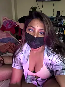 Trending_Couple's Webcam Show