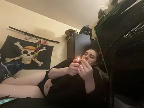 عرض كام Snowbunnycake_131 الجنسي المباشر