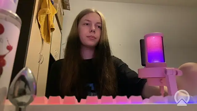 britneylovely: вебкам-шоу