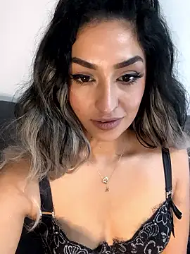 Mia_spicyy Webcam-Show