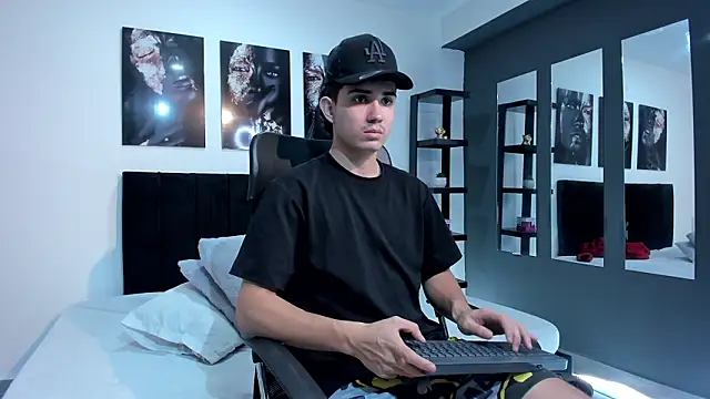 Alejo_Grey's Live XXX Chat