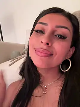 sweetAli_'s Webcam Show