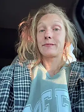 GoldenFlameGoddess Webcamshow