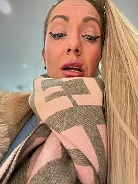 adya-aly Webcam-Show