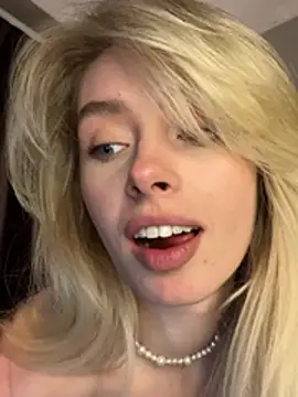 SunnyShiney: вебкам-шоу