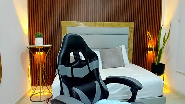 kaitt_'s Live XXX Chat