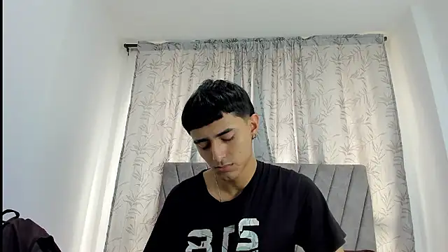 Anthony_carter's Live XXX Chat