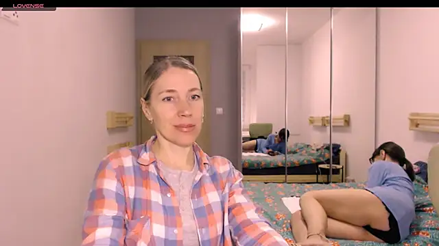 Javelinkaのウェブカメラショー