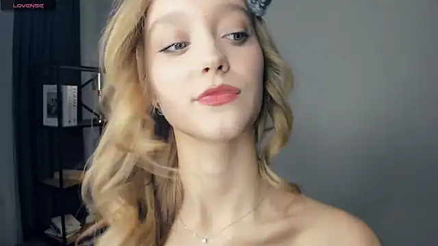 Webkamerová show SerrenaAa