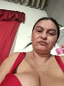 Horny-Mommy-Dirty's Webcam Show