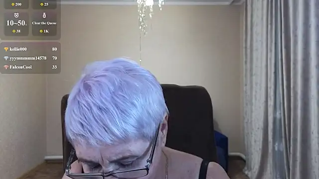 Sandra_Snowflakeのウェブカメラショー