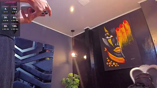 Show modela Ian_Castillo_ na web-kameri