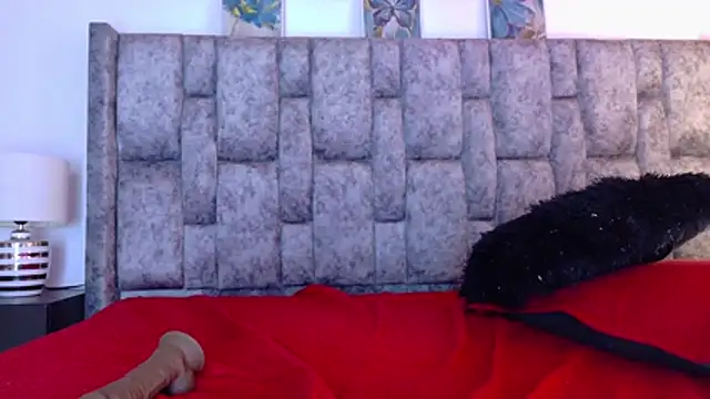 Lizbeth_Rouseのウェブカメラショー