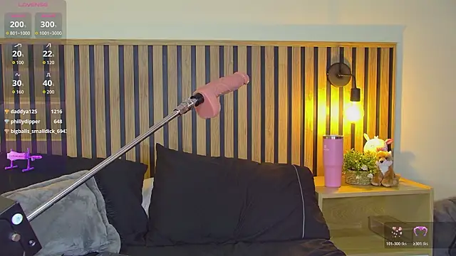 emma_morales_'s Webcam Show