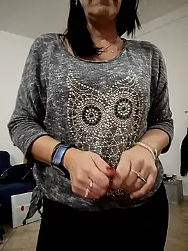 Lovmora Show in webcam