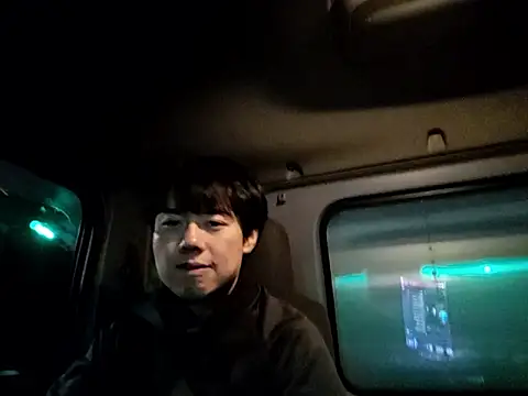 whitebriefboyのウェブカメラショー