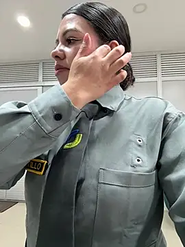 Ariana-07's Webcam Show