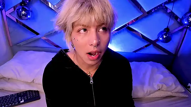 OliIverr22's Webcam Show