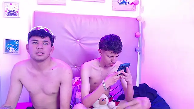 Show modela iam__lukas__ na web-kameri