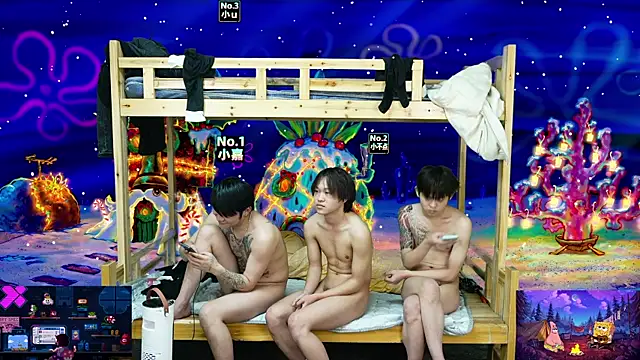 xiaohuangren01's Webcam Show