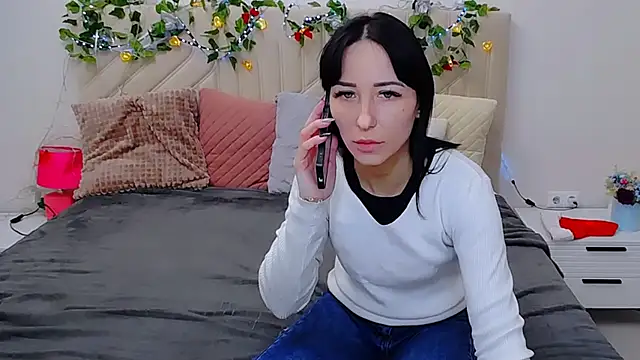 BURNING-BRUNETKAのウェブカメラショー