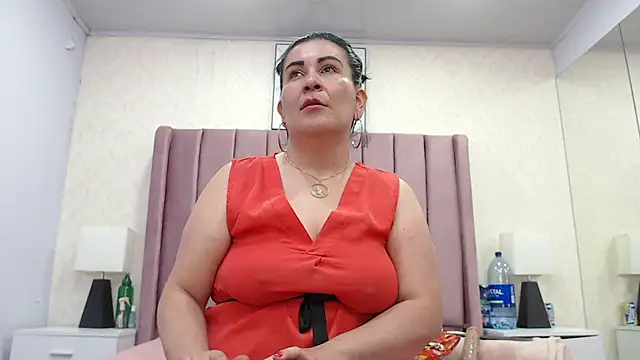 Chat +18 de AriannaAdames ao vivo