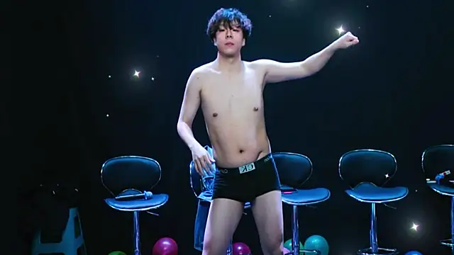 Chatroom XXX en direct de Gay-brave010