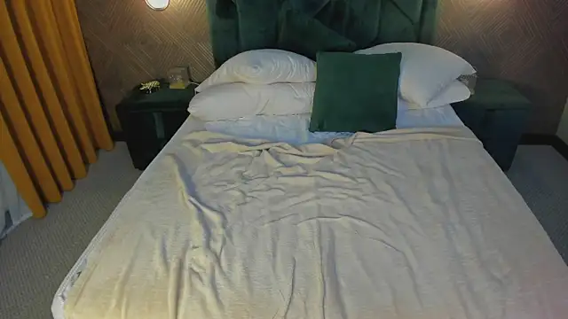 Show de Chloee_White na webcam