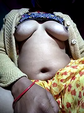 Show modela Monika_thakurr na web-kameri