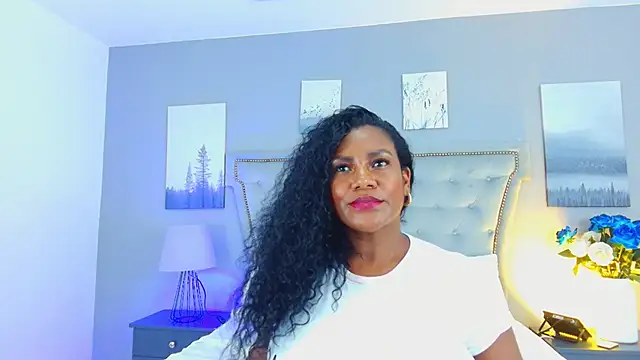 Show modela AnnieLeigt na web-kameri