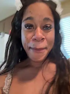 Chat +18 de Tikalalin ao vivo