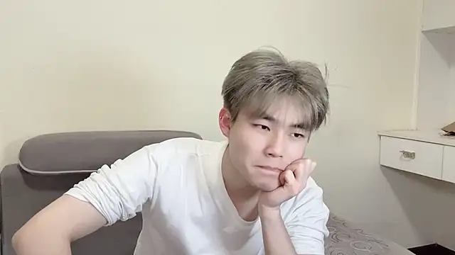 xiaoyang5200's Webcam Show