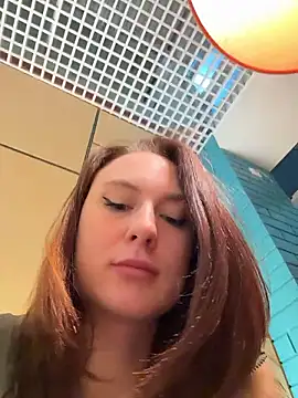 Dina_Teaseのウェブカメラショー