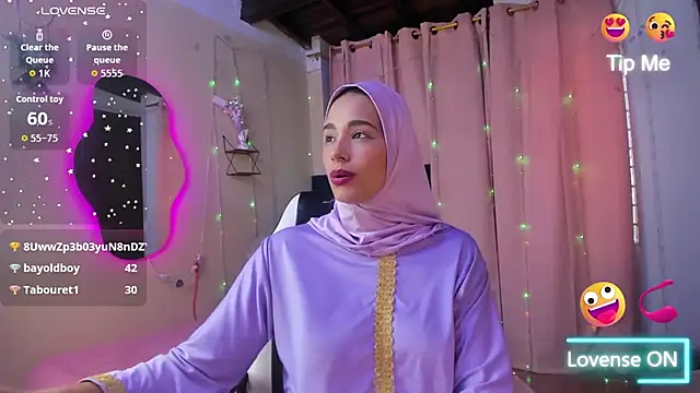 ShanaJamilのウェブカメラショー