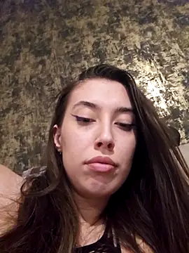 Virggin_Squirt Webcam Show