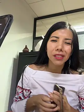 sexmachine-593's Live XXX Chat