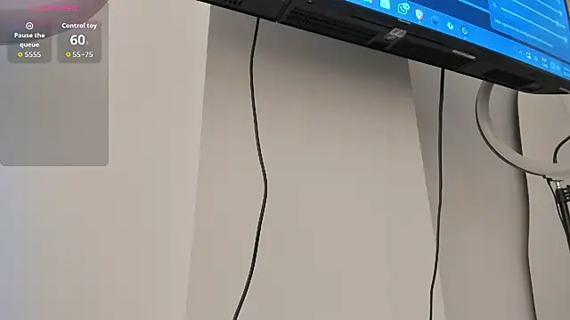 Kylie2211's Live XXX Chat