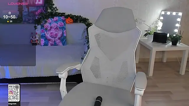 Akemila's Live XXX Chat