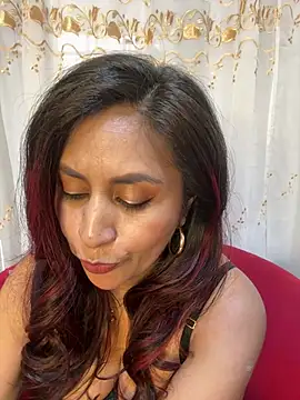 MonicaMoret's Webcam Show