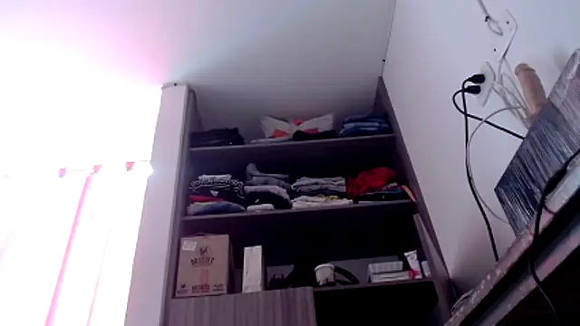 nicolle_milf1978's Live XXX Chat