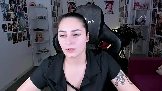 ValeriiMills' Live XXX Chat