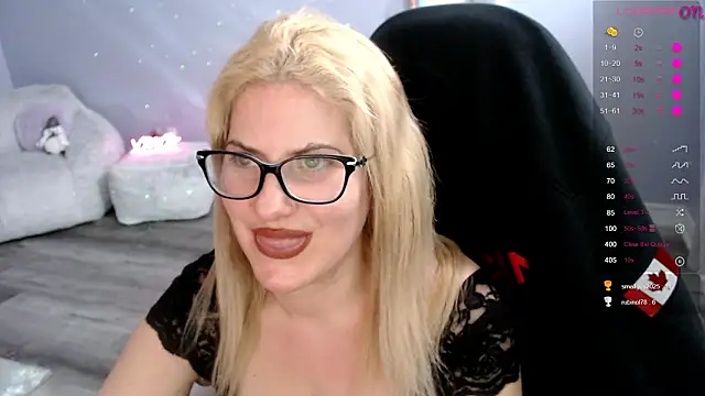 BellaStar84's Webcam Show