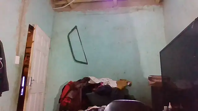 Nicky52's Webcam Show