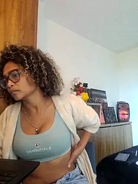 BiiancaEstradaa's Webcam Show