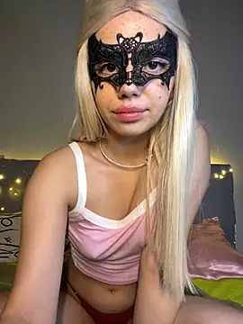 s4rah's Live XXX Chat