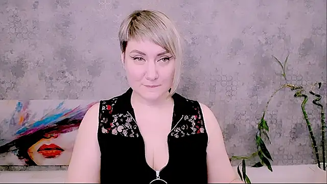 Djullia's Live XXX Chat