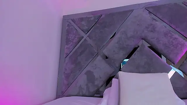 Sweet_Salome1's Webcam Show