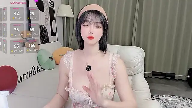 uikyy1 网络视讯表演